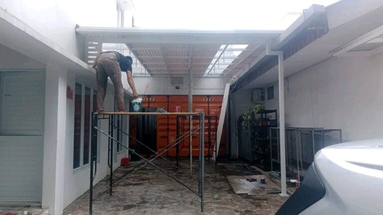 artikel ini akan memberikan informasi lengkap mengenai jenis-jenis kanopi, harga pemasangan, tips memilih jasa terbaik, serta rekomendasi penyedia layanan terpercaya di Yogyakarta.